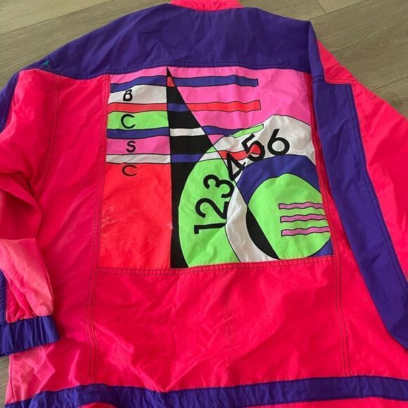 Vintage Bay Club Active Wind Breaker - Picture 1 of 3